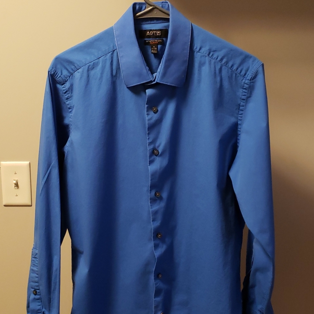 Blue Apt 9 dress shirt